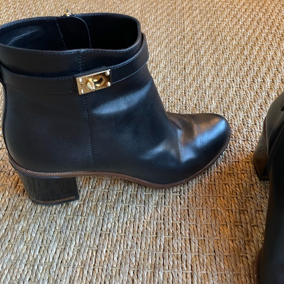 Fendi Ankle Boots - Picture 5 of 10